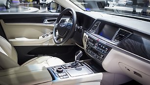 „Hyundai“ iššūkis Europoje - prabangus „Genesis“ sedanas