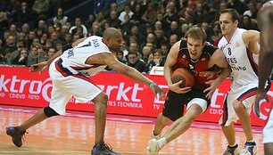 Vilniaus &bdquo;Lietuvos rytas&ldquo; žaidžia pirmąsias naujojo Eurolygos sezono rungtynes namie su Stambulo &bdquo;Efes Pilsen&ldquo; krep&scaron;ininkais. 