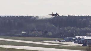 NATO naikintuvas vir&scaron; Vilniaus