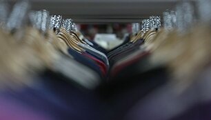 Prekybos ir laisvalaikio centre "Ozas" surengtas naktinis i&scaron;pardavimas didelio vilniečių ir miesto svečių dėmesio nesulaukė. Jų buvo vos &scaron;iek tiek daugiau nei įprastą dieną.