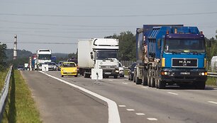 Transporto patikros prie sostinės
