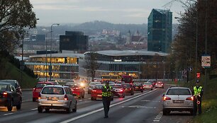 Vilniaus policija gaudė A juostą užimančius automobilių vairuotojus