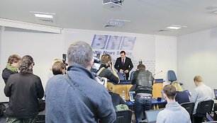 Valdemaras Toma&scaron;evskis džiaugiasi rinkimų rezultatais