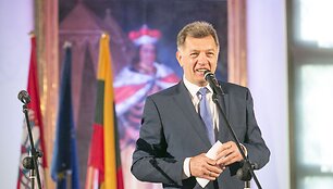 Premjeras Algirdas Butkevičius apdovanojo Lietuvos &scaron;imtukininkus