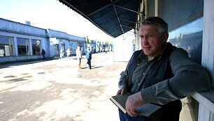 Kalvarijų turgus trečiadienį pasitiko be prekeivių.