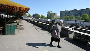 Kalvarijų turgus trečiadienį pasitiko be prekeivių.