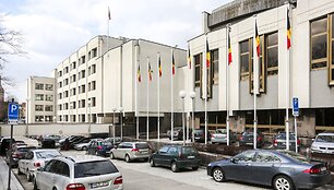 Prie Vyriausybės i&scaron;keltos devynios Belgijos vėliavos
