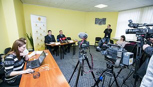 Kalėjimų departamento atstovai komentavai žudiko pabėgimo aplinkybes