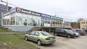 Vilniuje veikiančios parduotuvės liko be privažiavimo
