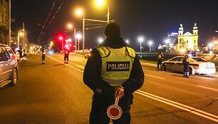 Vilniaus policija vėl i&scaron;siruo&scaron;ė į girtų vairuotojų medžioklę