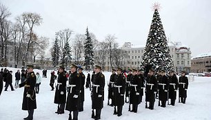 Vilniuje paminėta Lietuvos vėliavos diena ir vėliavos iškėlimo Gedimino pilyje 92-osios metinės.