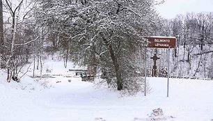 Pėsčiųjų tiltas per Vilnios užtvanką Belmonte.