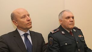  Raimundas Palaitis ir Vizgirdas Telyčėnas