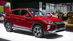 Ženevoje – naujojo „Mitsubishi Eclipse Cross“ premjera