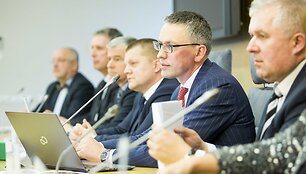 Tyrimo dėl M.Basčio ry&scaron;ių i&scaron;vadų pristatymas Seime