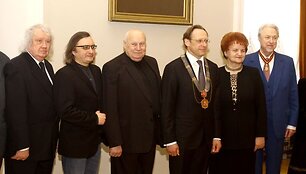 Kultūros dieną apdovanoti Lietuvos menininkai
