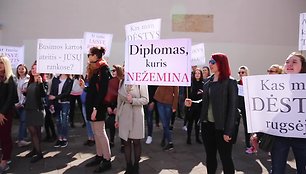 lietuvos-edukologijos-universiteto-studentai-suorganizavo-piketa