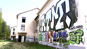 Misionierių ligoninė sostinės centre pavirto į landynę. 