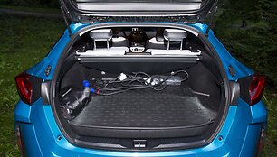 Naujojo &bdquo;Toyota Prius Plug in Hybrid&ldquo; pristatymo vakarėlis