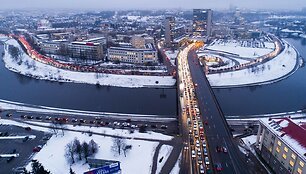 Sostinę sukaustė spūstys