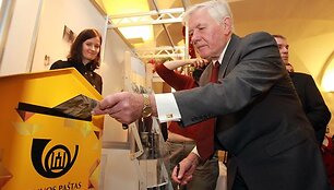 Valdas Adamkus