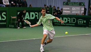 Ričardas Berankis pirmame mače 6:1, 6:3, 6:1 įveikė George'ą Khrikadze