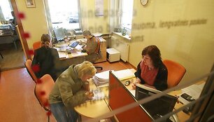 Kasdien savivaldybės duris praveria keliasde&scaron;imt klaipėdiečių, ne&scaron;inų skundais, pra&scaron;ymais ar &scaron;iaip lai&scaron;kais valdininkams.