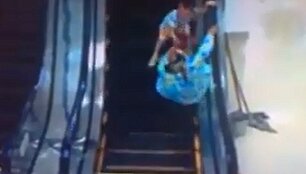 Nesėkminga uzbekų kelionė eskalatoriumi