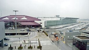 Sąmy&scaron;is kilo tarptautiniame Var&scaron;uvos oro uoste