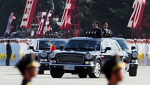 Kol kas automobiliais „Hongqi HQE“ galėjo važinėti tik Kinijos valdžios atstovai. 