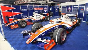 Jaunasis lietuvis testuos italų komandos &bdquo;Trident racing&ldquo; automobilį.