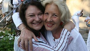 B.Petrikytė su D.Tei&scaron;erskyte 