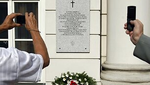 L.Kaczynskio atminimui skirta paminklinė lenta