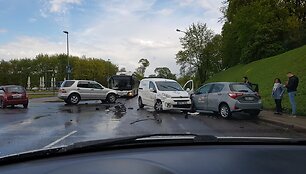 Avarija Vilniaus senamiestyje, per kurią nukentėjo vyras ir vaikas