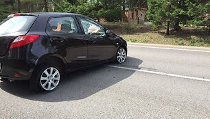 &bdquo;Mazda&ldquo; įvykio vietoje