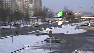Visas incidentas nufilmuotas Kėdainių centrui stebėti vir&scaron; autobusų stoties įrengta vaizdo kamera.
