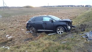 &bdquo;Lexus&ldquo; įvykio vietoje