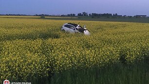 &bdquo;Porsche Cayenne&ldquo; avarijos vietoje