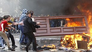 Moldovoje siautėjo riau&scaron;ininkai.