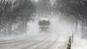 Tokios eismo sąlygos keliuose 