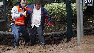 Madeiroje potvyniai pražudė de&scaron;imtis žmonių