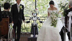 Robotė &bdquo;I-Fairy&ldquo;