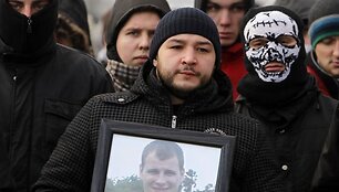 Futbolo aistruoliai pamini nužudytą draugą