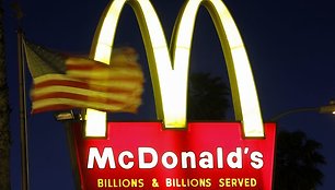 „McDonald's“ pelnas auga