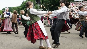 Dainų &scaron;ventės akimirka