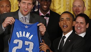 Dirkas Nowitzkis ir Barackas Obama