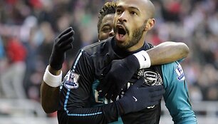 Thierry Henry i&scaron;plė&scaron;ė pergalę &bdquo;Arsenal&ldquo; klubui.