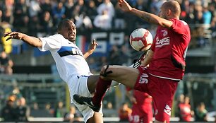 &bdquo;Livorno&ldquo; (de&scaron;inėje) klubas buvo priverstas pripažinti &bdquo;Inter&ldquo; prana&scaron;umą