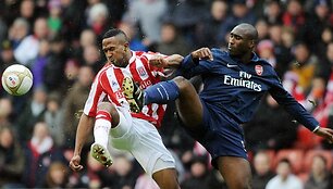 &bdquo;Arsenal&ldquo; klubui i&scaron;vengti nesėkmės nepadėjo ir po ilgos pertraukos komandos mar&scaron;kinėlius vėl vilkėjęs Solas Campbellas