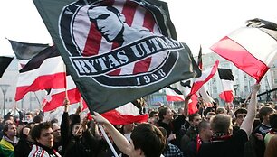 &bdquo;Rytas Ultras&ldquo; grupuotei priklausantys ar&scaron;iausi &bdquo;Lietuvos ryto&ldquo; sirgaliai nesutinka su klubo vadovybės jiems mestais kaltinimais.